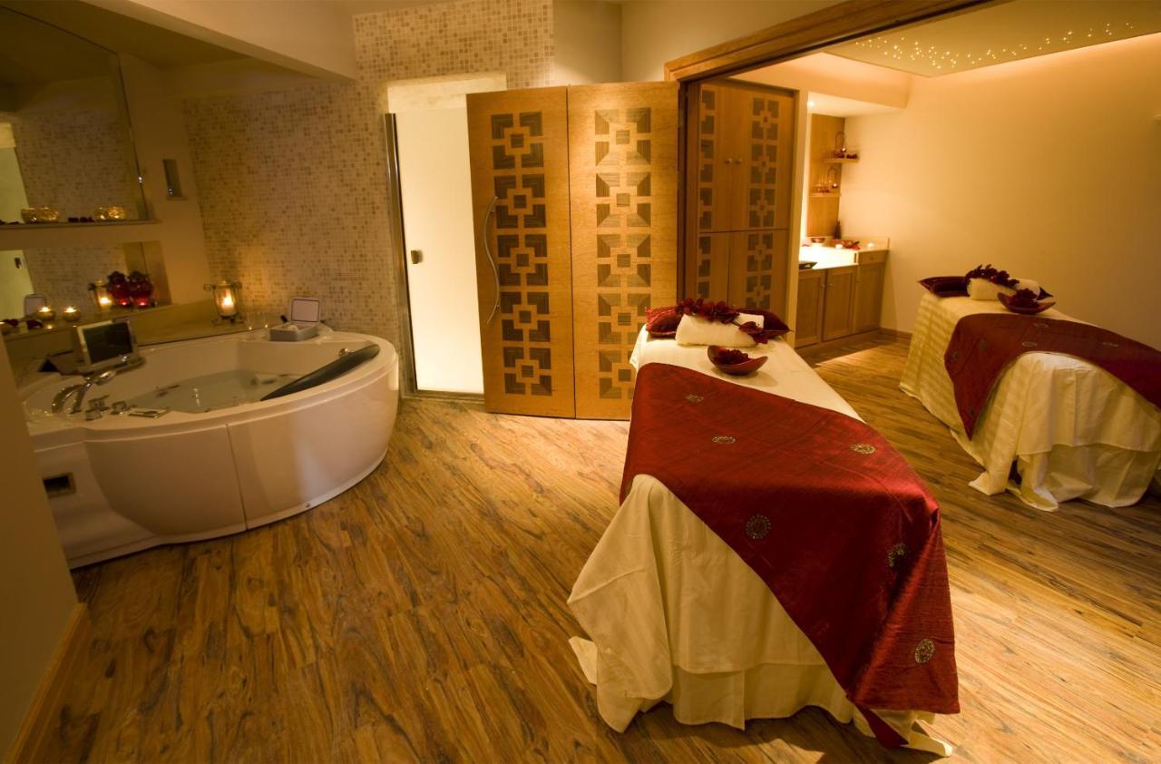 Fitzgeralds Woodlands House Hotel Adare Buitenkant foto